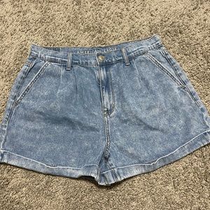 American Eagle mom short 8